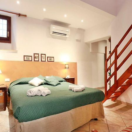 Ghibellina Apartment In The Heart Of The City Florence Exterior photo